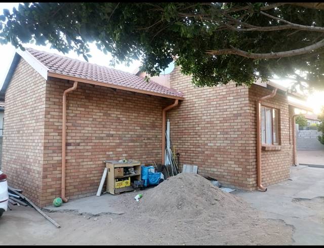 2 BEDROOM HOUSE FOR SALE IN EMDO PARK